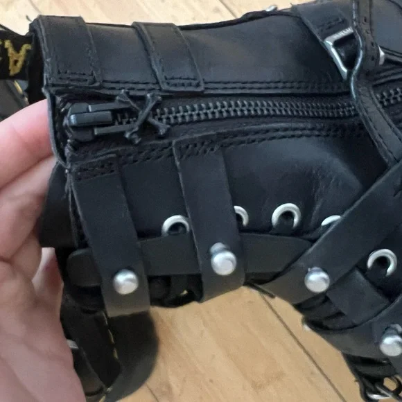 Dr. Martens x The Great Frog Boots - Picture 3 of 4